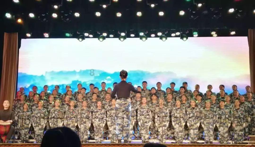 预产期撞上大夏天，坐月子真的就是煎熬受罪吗？游戏画面